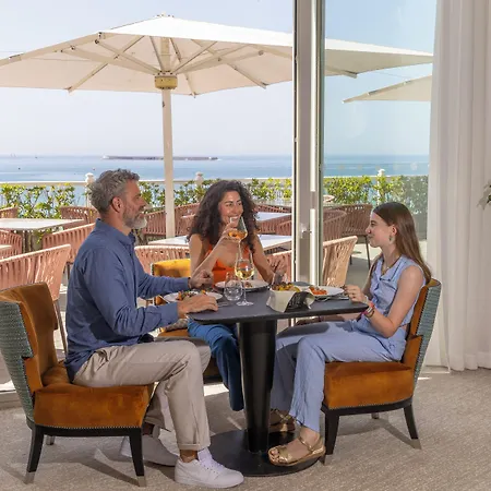 Hotel Grand & Thalasso