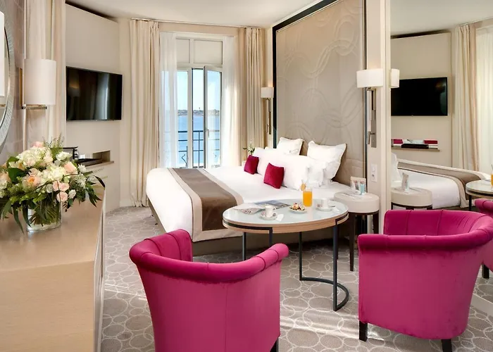 Grand & Thalasso Готель