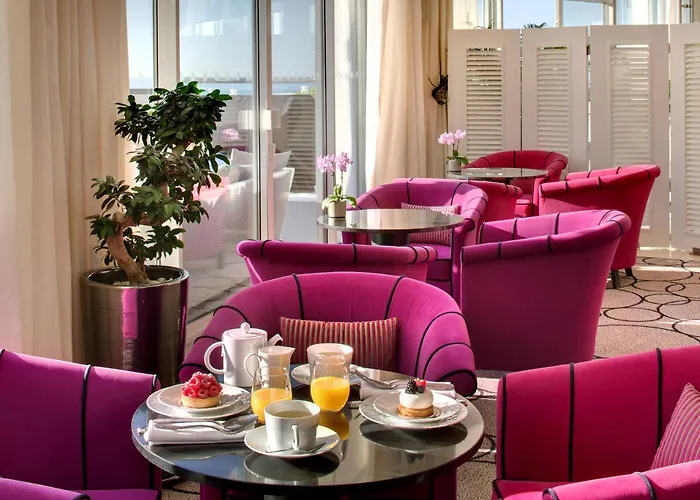 Grand & Thalasso 5* 생장드루즈