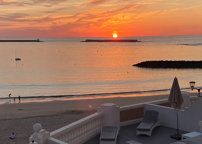 Grand & Thalasso Готель