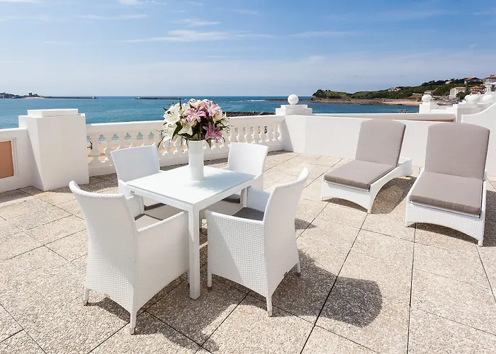 Grand & Thalasso Готель