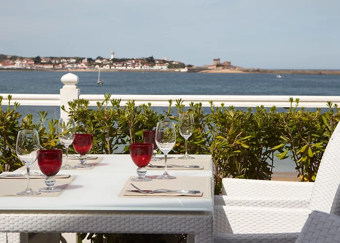 Готель Grand & Thalasso 5*