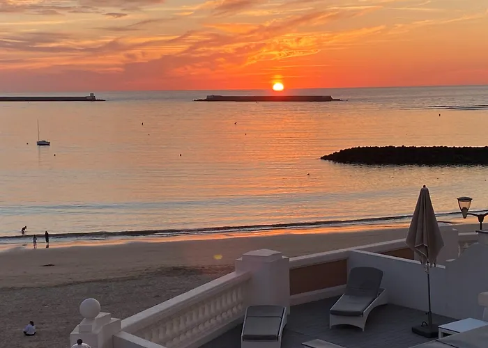 Grand & Thalasso Сен-Жан-де-Люз