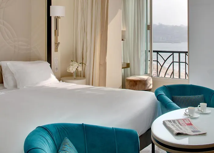 Готель Grand & Thalasso